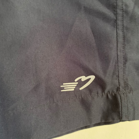 Marika Shorts size M - Picture 3 of 6